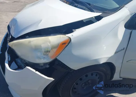 2012 Toyota Prius C Two z USA, uszkodzony, nr VIN JTDKDTB33C1514199